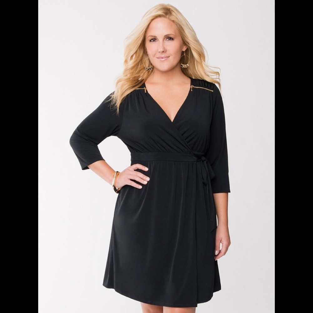 🆕NEW! Wrap Dress With Zippers